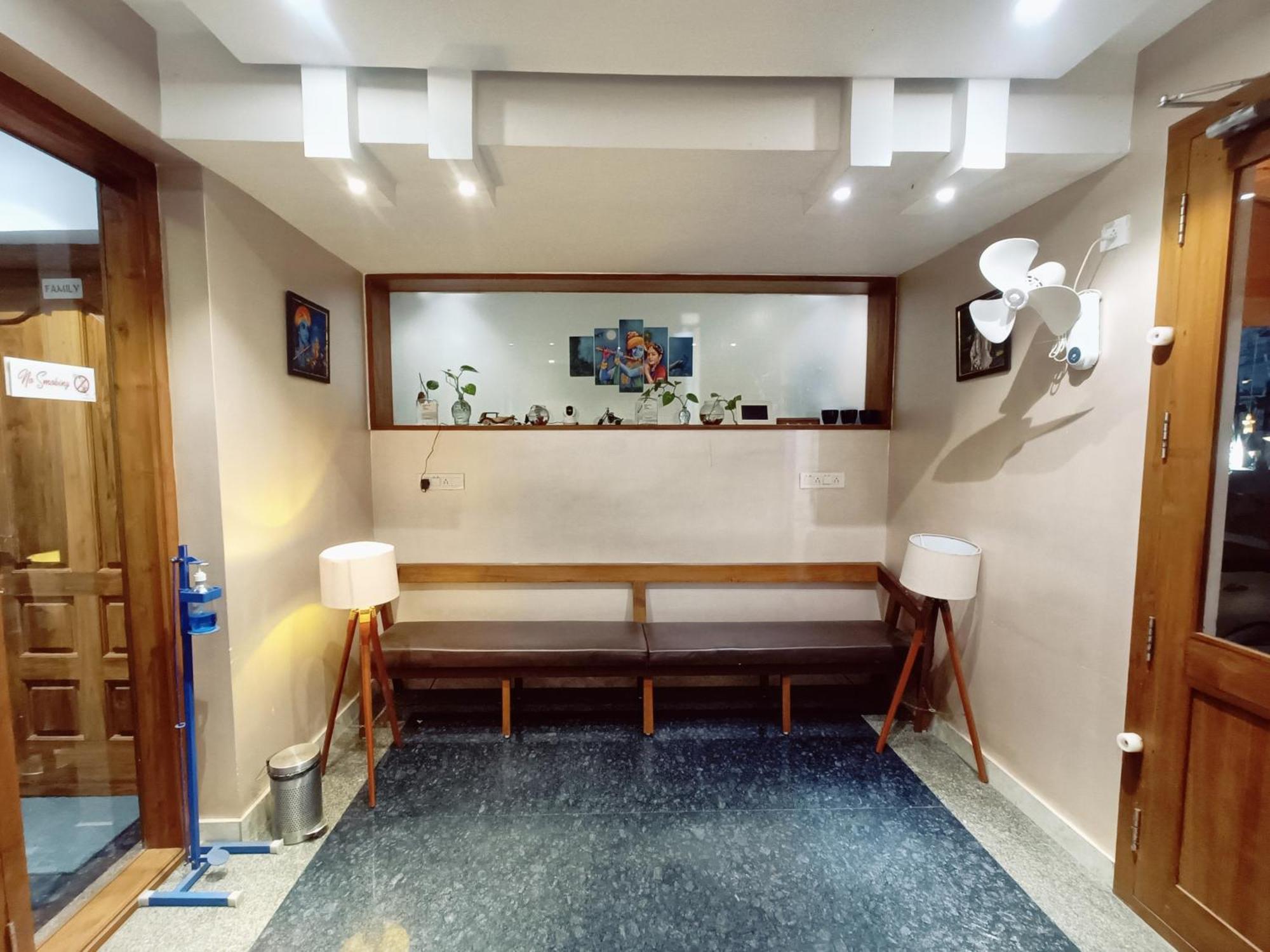 Le Holiday Inn Пондичерри Экстерьер фото