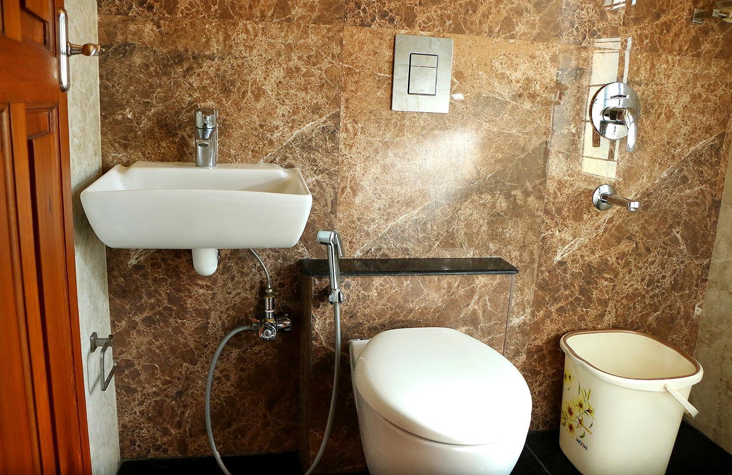 Le Holiday Inn Пондичерри Экстерьер фото